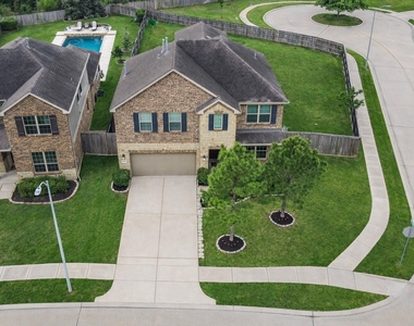 9651 Thimbleweed Drive - Photo Thumbnail 2