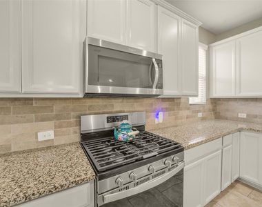 9651 Thimbleweed Drive - Photo Thumbnail 19
