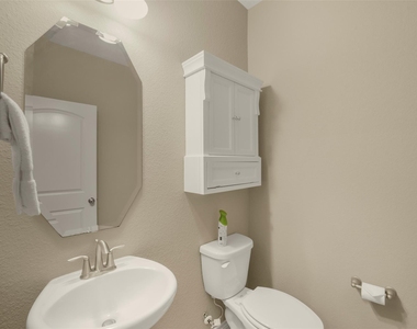 9651 Thimbleweed Drive - Photo Thumbnail 10