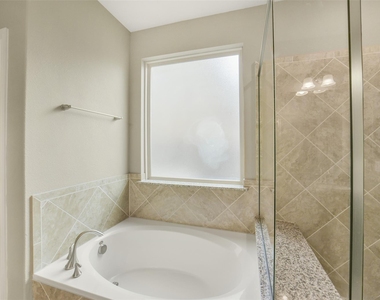 9651 Thimbleweed Drive - Photo Thumbnail 33