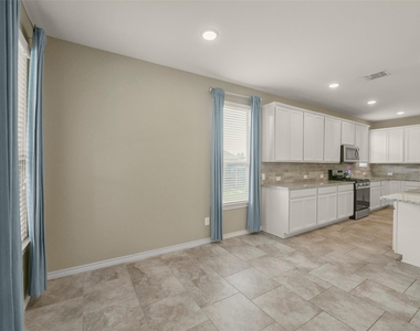 9651 Thimbleweed Drive - Photo Thumbnail 23