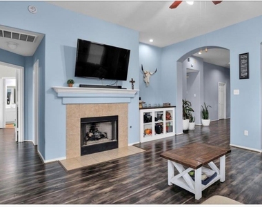 5015 Bridgecrossing Court - Photo Thumbnail 6