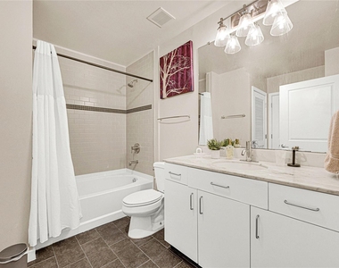 5925 Almeda Road - Photo Thumbnail 21