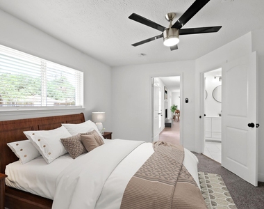 14527 Duncannon Drive - Photo Thumbnail 10