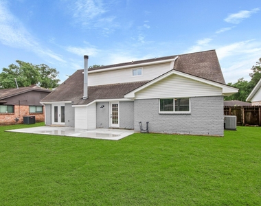 14527 Duncannon Drive - Photo Thumbnail 18