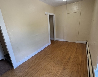 154 Washington - Photo Thumbnail 2
