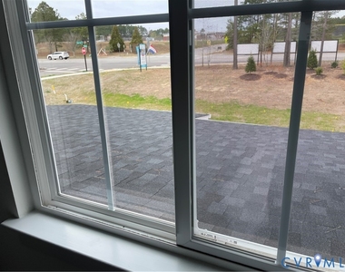 6900 Sunrise Oasis Lane - Photo Thumbnail 7