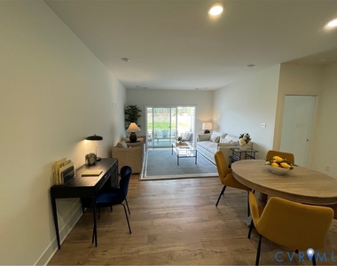 6900 Sunrise Oasis Lane - Photo Thumbnail 6