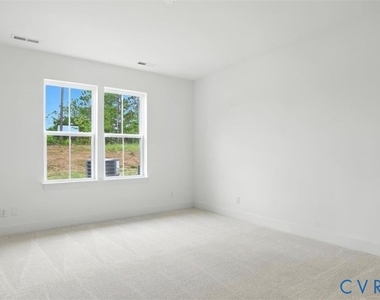 6900 Sunrise Oasis Lane - Photo Thumbnail 22
