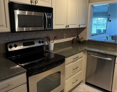 760 Augusta Boulevard - Photo Thumbnail 22
