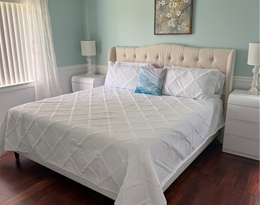 760 Augusta Boulevard - Photo Thumbnail 29