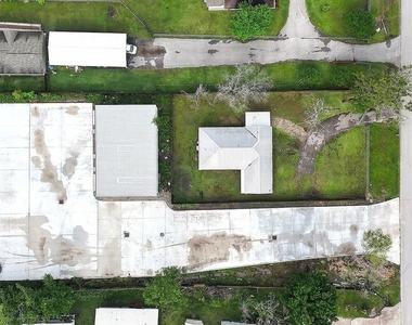 22316 E Martin Drive - Photo Thumbnail 1