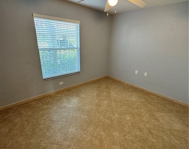 26700 Rosewood Pointe Drive - Photo Thumbnail 7