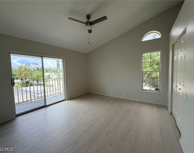 13121 Whitehaven Lane - Photo Thumbnail 2