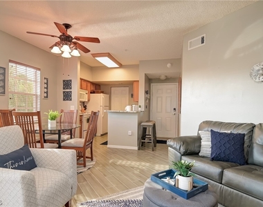 15655 Ocean Walk Circle - Photo Thumbnail 11
