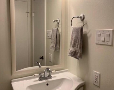 6410 Del Monte Drive - Photo Thumbnail 10