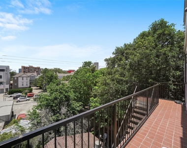 1514 Stanford Street - Photo Thumbnail 33