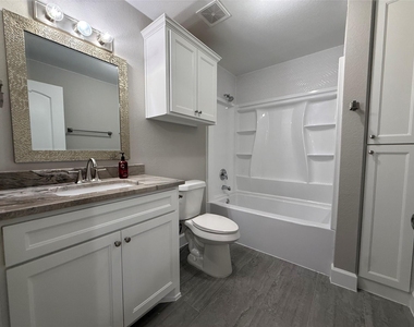 1146 Majestic Street - Photo Thumbnail 11