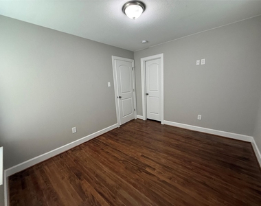 1146 Majestic Street - Photo Thumbnail 13