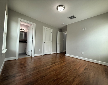 1146 Majestic Street - Photo Thumbnail 19