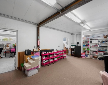 1801 Avenue L - Photo Thumbnail 16