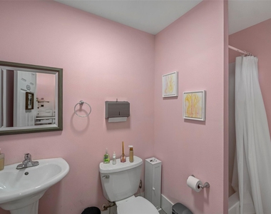 1801 Avenue L - Photo Thumbnail 8