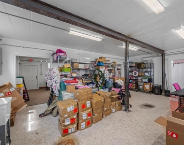 1801 Avenue L - Photo Thumbnail 14