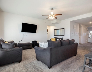 24311 Huntcliff Drive - Photo Thumbnail 8