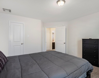 24311 Huntcliff Drive - Photo Thumbnail 24