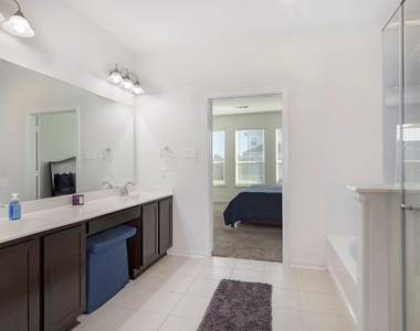 24311 Huntcliff Drive - Photo Thumbnail 22