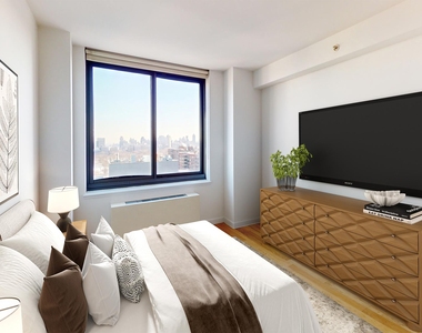 775 Columbus Ave - Photo Thumbnail 12