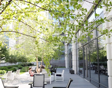 775 Columbus Ave - Photo Thumbnail 41