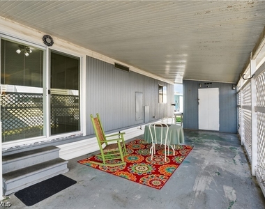 125 Kim Drive - Photo Thumbnail 2