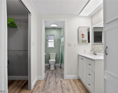 125 Kim Drive - Photo Thumbnail 14