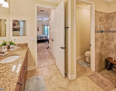 9415 Piacere Way - Photo Thumbnail 14