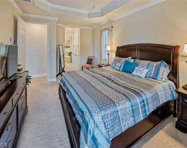9415 Piacere Way - Photo Thumbnail 12