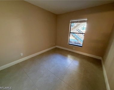 5307 Summerlin Road - Photo Thumbnail 11