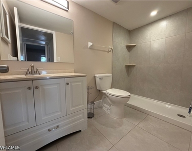 5307 Summerlin Road - Photo Thumbnail 14