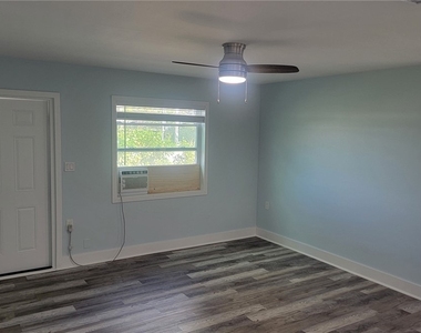 27020 Williams Road - Photo Thumbnail 5