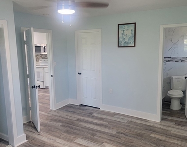 27020 Williams Road - Photo Thumbnail 4
