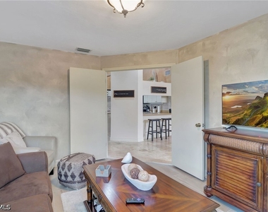 2103 Tama Circle - Photo Thumbnail 25