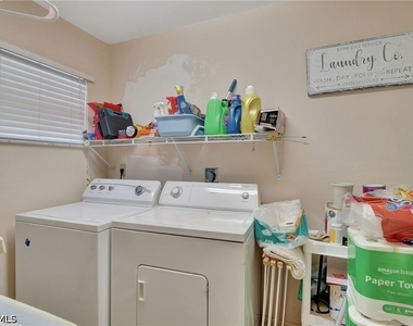 2103 Tama Circle - Photo Thumbnail 20