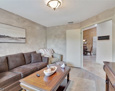 2103 Tama Circle - Photo Thumbnail 24