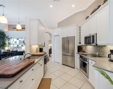 6871 Sterling Greens Drive - Photo Thumbnail 17
