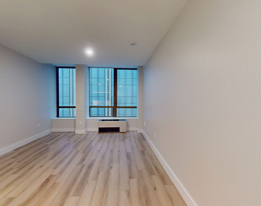 95 Wall Street - Photo Thumbnail 3