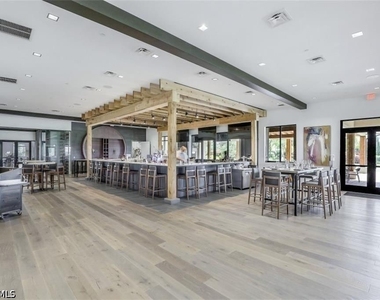 9361 Terresina Drive - Photo Thumbnail 38