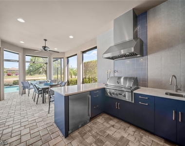 9361 Terresina Drive - Photo Thumbnail 28
