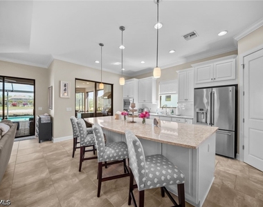 9361 Terresina Drive - Photo Thumbnail 8
