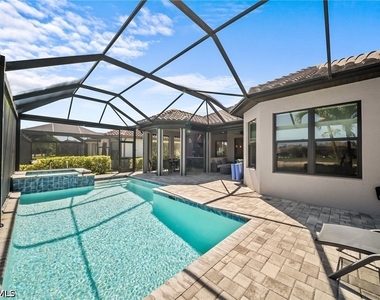 9361 Terresina Drive - Photo Thumbnail 32
