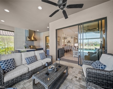 9361 Terresina Drive - Photo Thumbnail 25